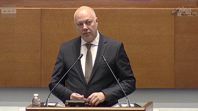 Два сериозни проблема стоят пред съвременното общество - демографията и образованието, заяви премиерът Росен Желязков