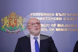 Министерски съвет - пресконференция - Томислав Дончев