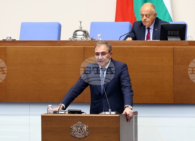 При финансова възможност в рамките на националния план през 2026 г. ще се предвиди реализация на регионални програми по заетостта, заяви социалният министър