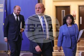 Министерски съвет - пресконференция - Томислав Дончев