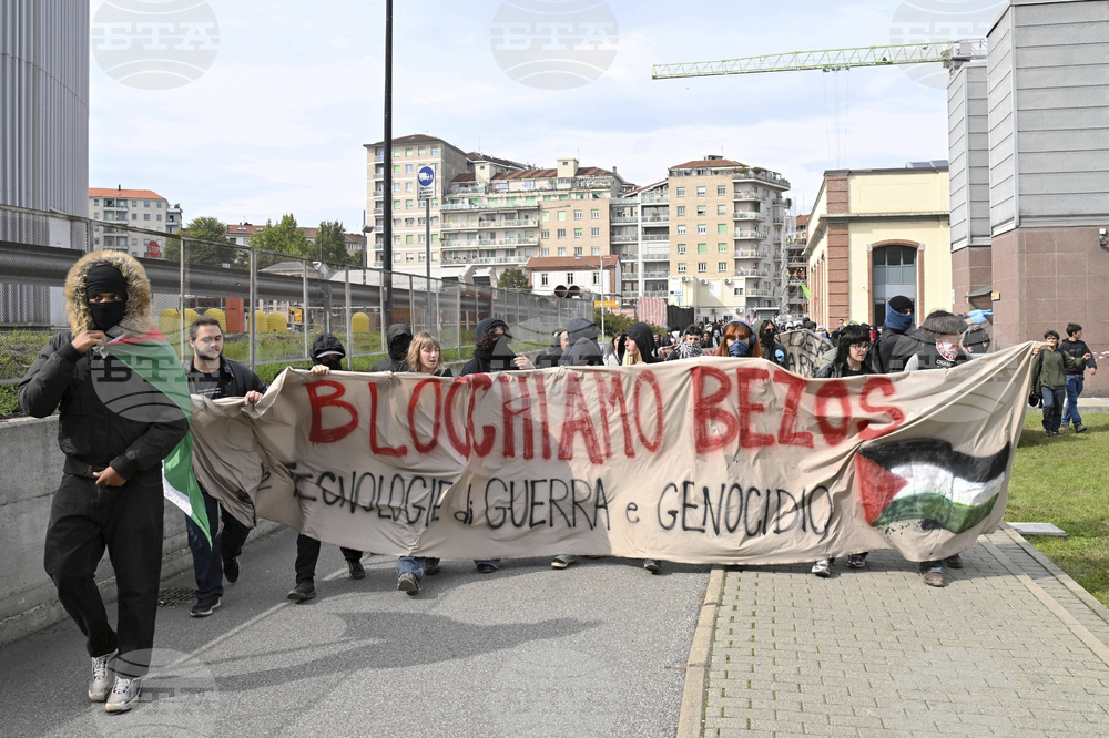 Italy Amazon Gaza Protest