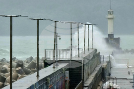 Варна - вълнолом