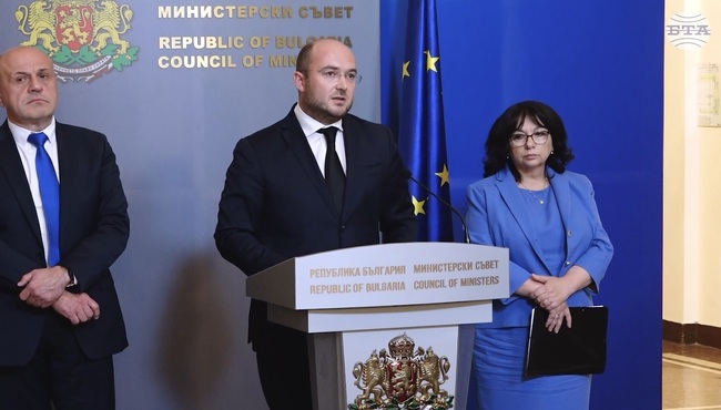 Сформираме специален екип за концепцията на антикорупционната комисия, каза правосъдният министър Георги Георгиев