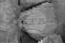 Мадарските скали до с. Мадара