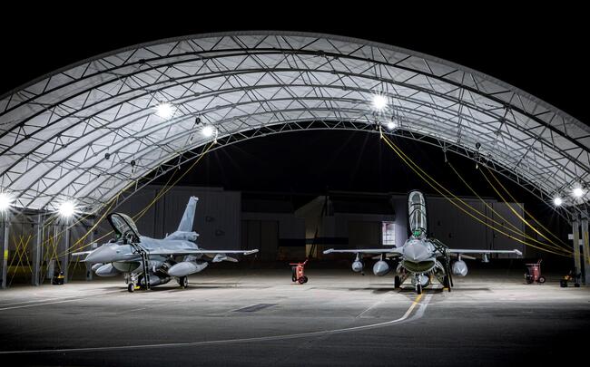 МО: Нови два самолета F-16 Block 70 пристигнаха в България в изпълнение на договора от 2019 г.