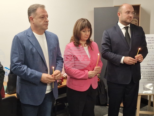 Министърът на правосъдието Георги Георгиев откри нов офис на Регионален център за консултиране към Адвокатска колегия Велико Търново