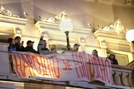 Сърбия - Народен театър - актьори - протест