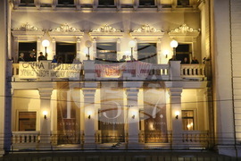 Сърбия - Народен театър - актьори - протест