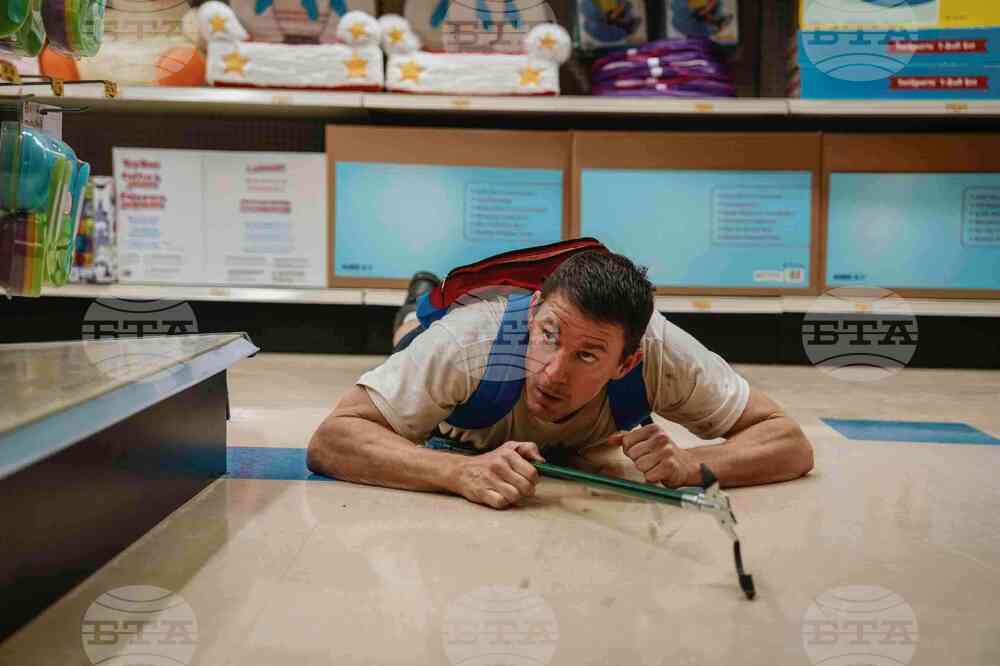 Film Review - Roofman