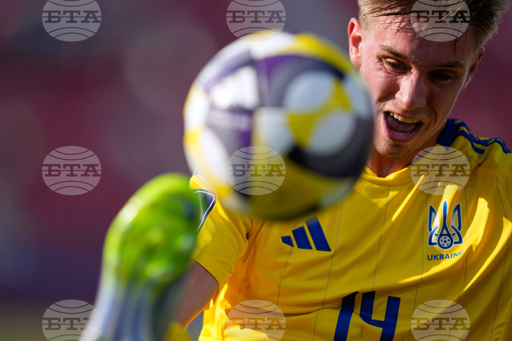 Ukraine Paraguay U20 WCup Soccer