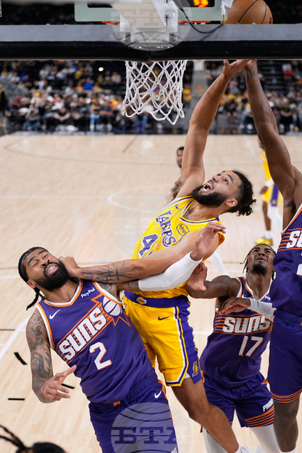 Лейкърс без ЛеБрон и Дончич загуби от Финикс в мач от предсезонната подготовка на НБА