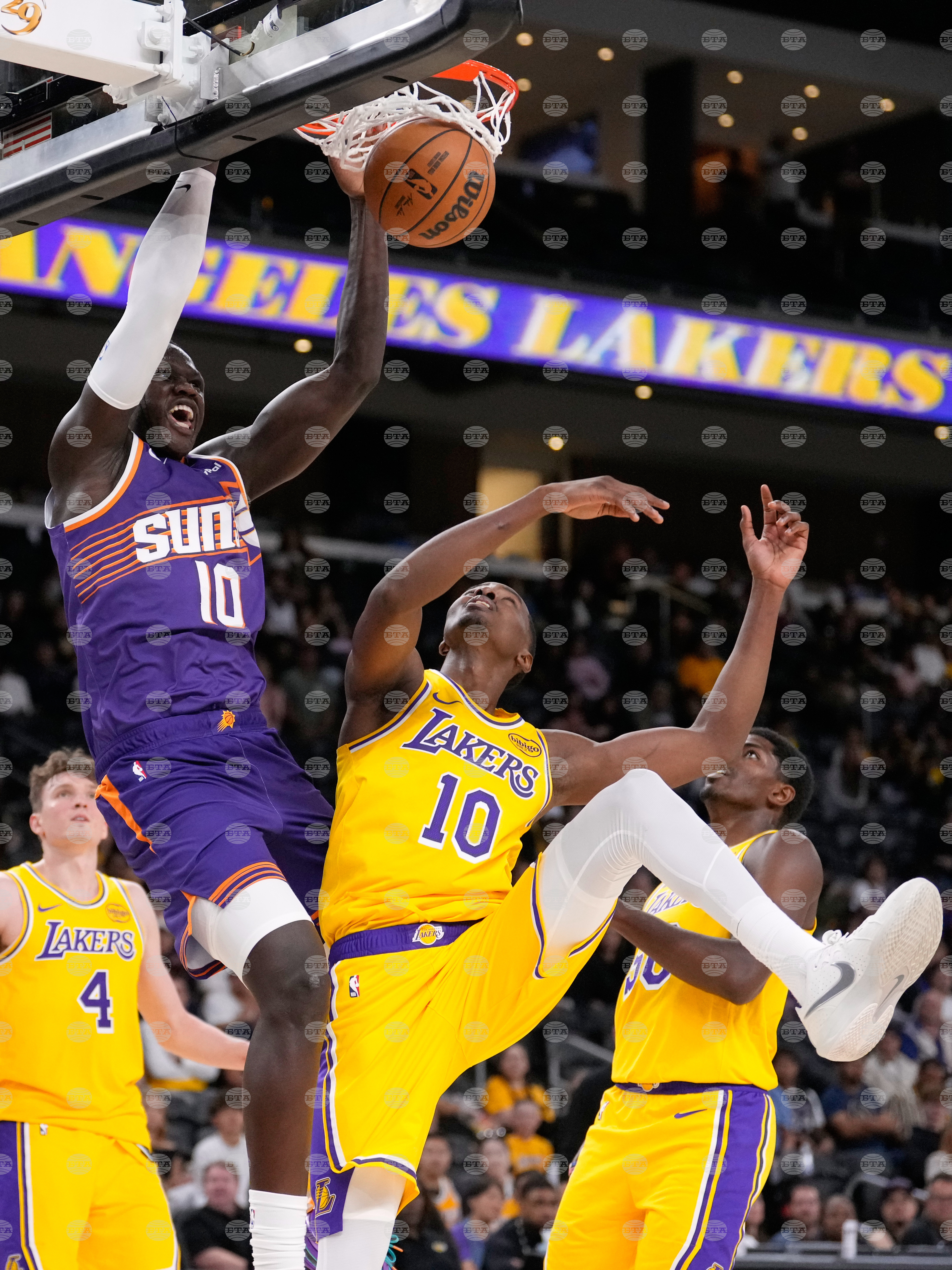 Suns Lakers Basketball