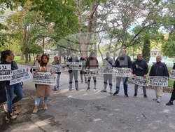 Пловдив - протест - клиника „Медикус Алфа“