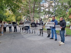 Пловдив - протест - клиника „Медикус Алфа“