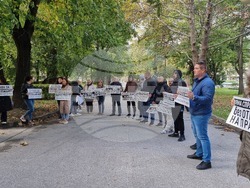 Пловдив - протест - клиника „Медикус Алфа“