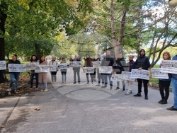 Пловдив - протест - клиника „Медикус Алфа“