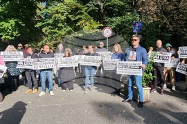 Пловдив - протест - клиника „Медикус Алфа“