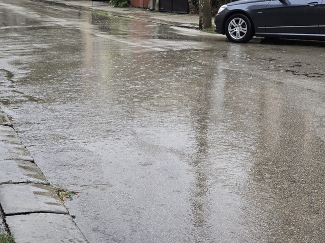 Най-много дъжд е паднал в Априлци и Черни Осъм в Ловешко през последното денонощие