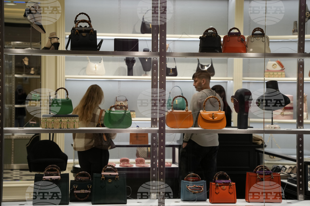 Индексът на потребителското доверие остава стабилен през ноември в ЕС и еврозоната, сочат предварителните данни на ЕК