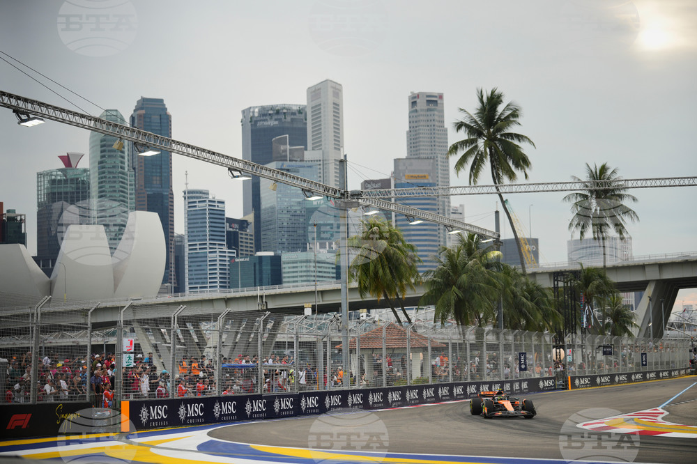 Singapore F1 GP Auto Racing
