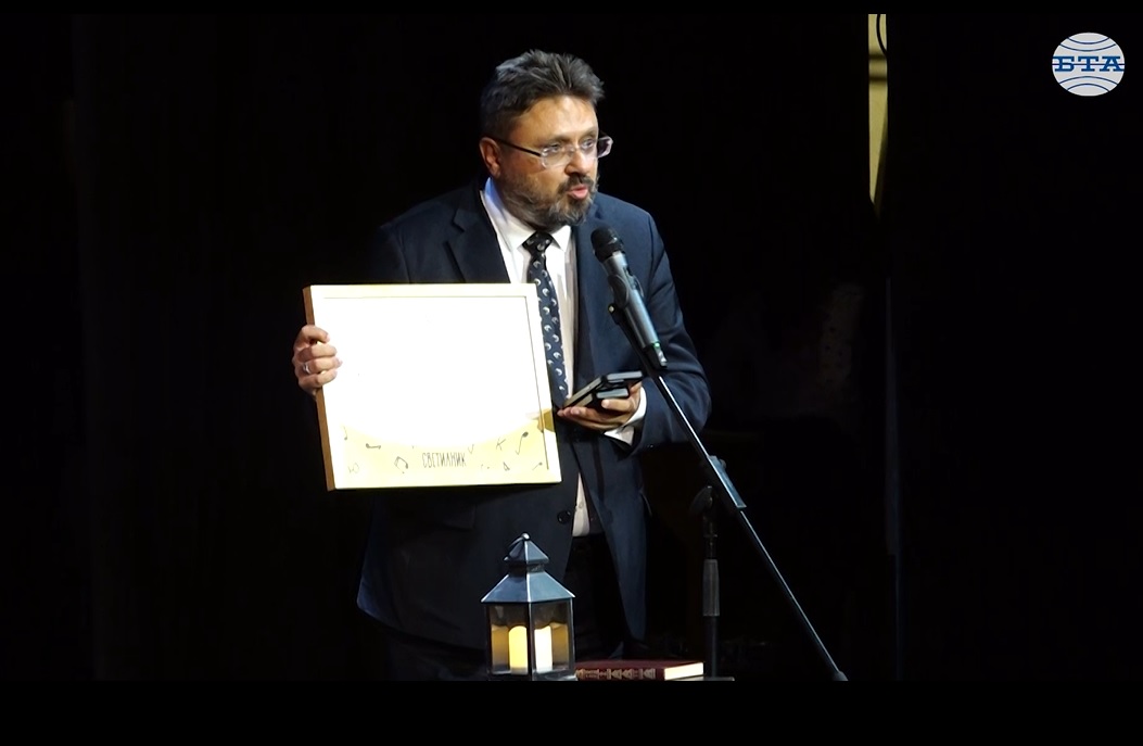 БТА участва заедно с “Музикаутор” в инициативата “Светилник” за химни на училищата от началото й преди четири години, каза Кирил Вълчев