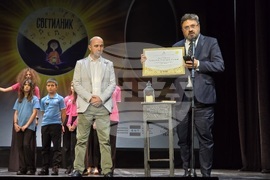 Народен театър „Иван Вазов“ - „Светилник 2024/2025: Музика - лъчи!“- четвърто издание