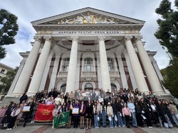 Народен театър „Иван Вазов“ - „Светилник 2024/2025: Музика - лъчи!“- четвърто издание