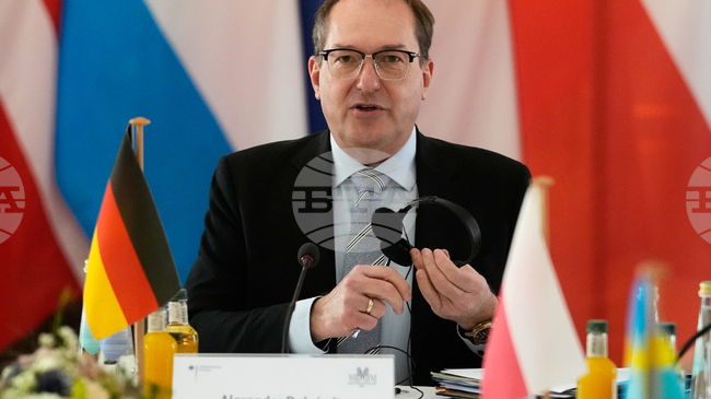 Повечето германци подкрепят по-строгата миграционна политика на правителството