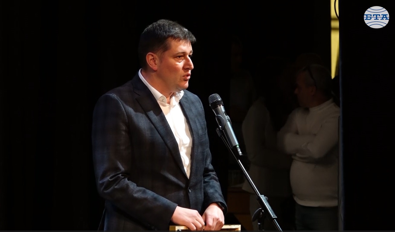 Генералният директор на БНР Милен Митев пожела на училищата, които имат химн, да бъдат винаги силна и обединена общност
