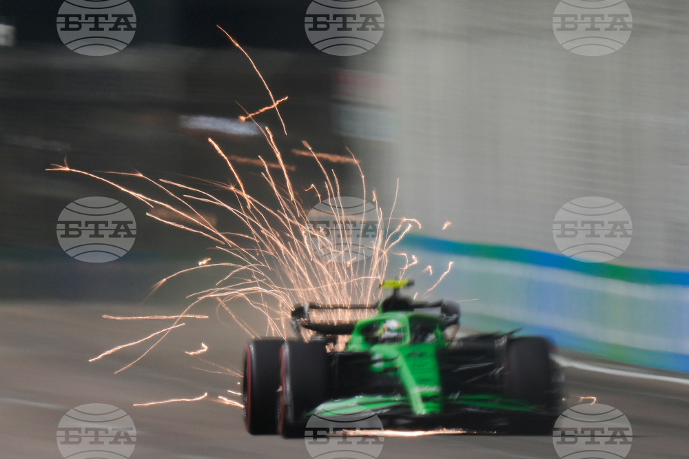 Singapore F1 GP Auto Racing