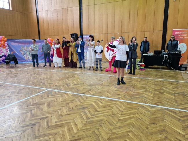 За трета поредна година фестивалът „Силата на човешкия дух“ събра талантливи хора с увреждания в Перник