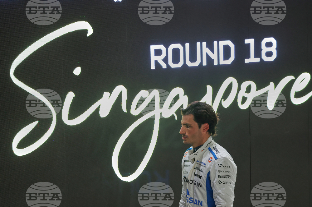 Singapore F1 GP Auto Racing