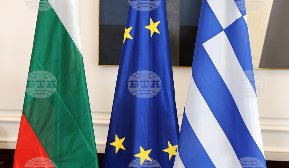 България честити националния празник на Гърция