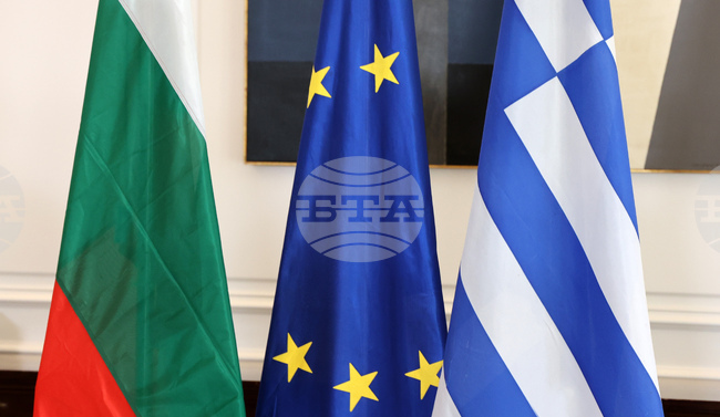 България честити националния празник на Гърция