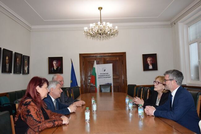 Русенски университет „Ангел Кънчев“: Представители на Френски институт - България на посещение в Русенския университет “Ангел Кънчев”