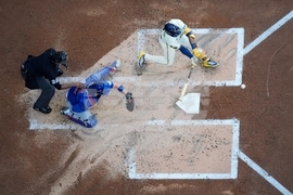 NLDS Cubs Brewers Baseball