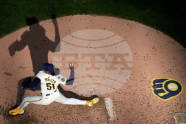 NLDS Cubs Brewers Baseball