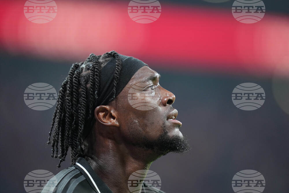 Астън Вила проявява интерес към нападателя Тами Ейбрахам