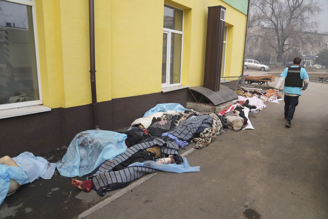 За два дни 6500 автомобила с бежанци са напуснали Мариупол, каза кметът