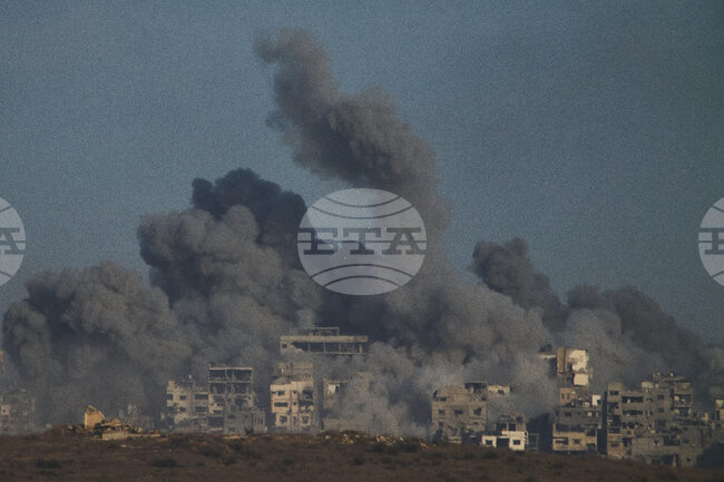 Израел атакува Газа и снощи на фона на надеждите на палестинците за мирния план на Тръмп