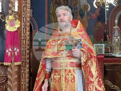 Шумен - църква - „Свети Три Светители“ - неделна служба