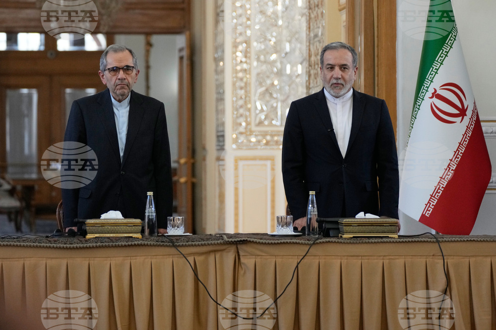 Иран е готов да предприеме всички необходими стъпки, за да постигне споразумение със САЩ, заяви иранският заместник външен министър