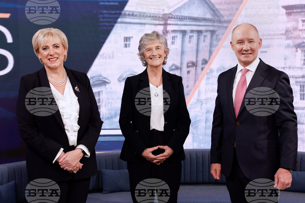 Ирландия избира днес новия си президент измежду две жени