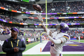 Vikings Browns Football