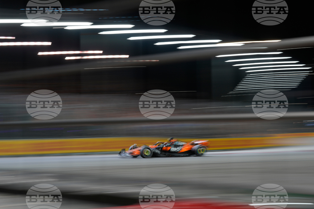 Singapore F1 GP Auto Racing