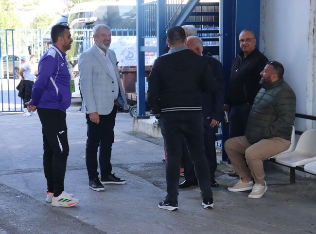 Областна администрация Русе: Стотици русенци дойдоха на градския стадион да отбележат 50 години от победата на „Дунав“ над „Рома“