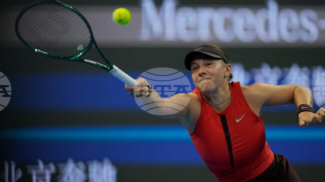 Аманда Анисимова постигна обрат срещу Мадисън Кийс на Финалния турнир на УТА