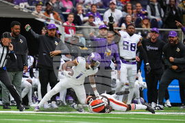 Vikings Browns Football