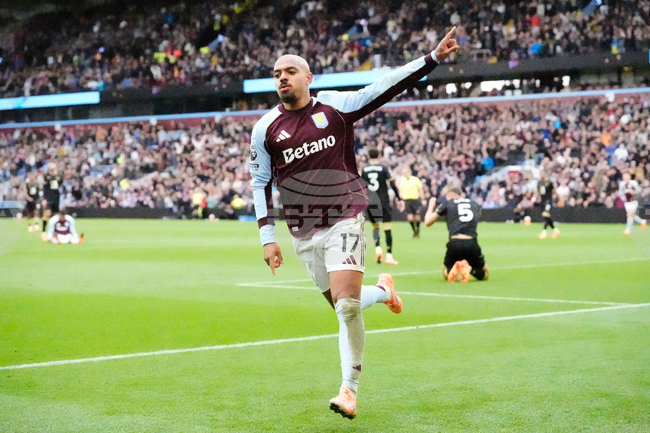 Рома обяви привличането на нападателя Дониел Мален под наем от Астън Вила