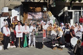 Село Неговановци - празник на народната носия